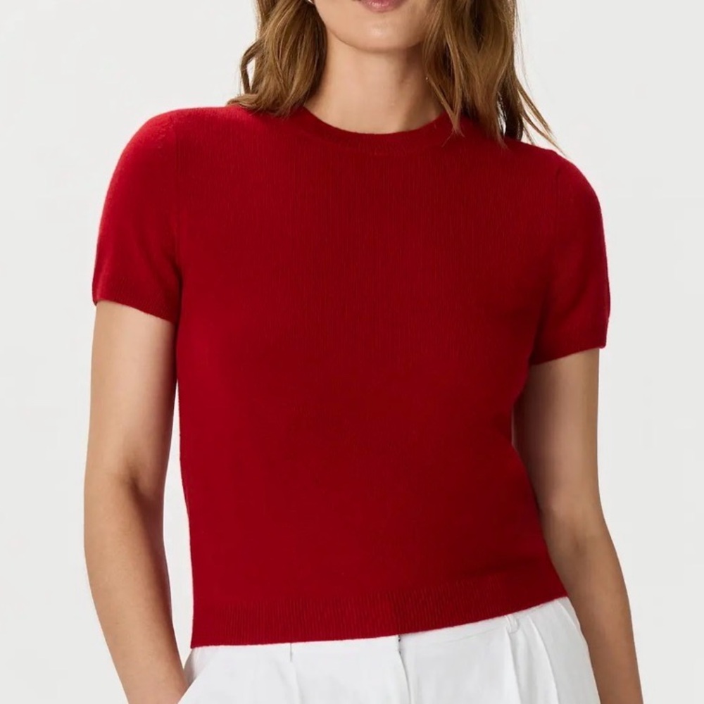 [NWT] Quince Mongolian Cashmere Tee | Varsity Red | Size M